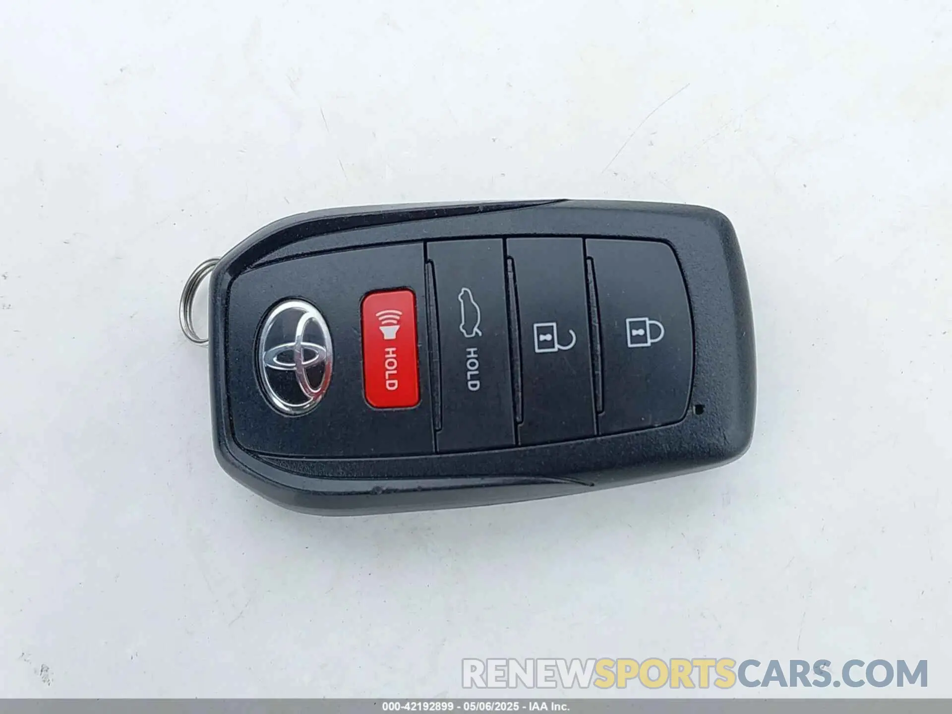 11 fotografías del automóvil dañado JTDBCMFEXRJ036067 TOYOTA COROLLA 2024
