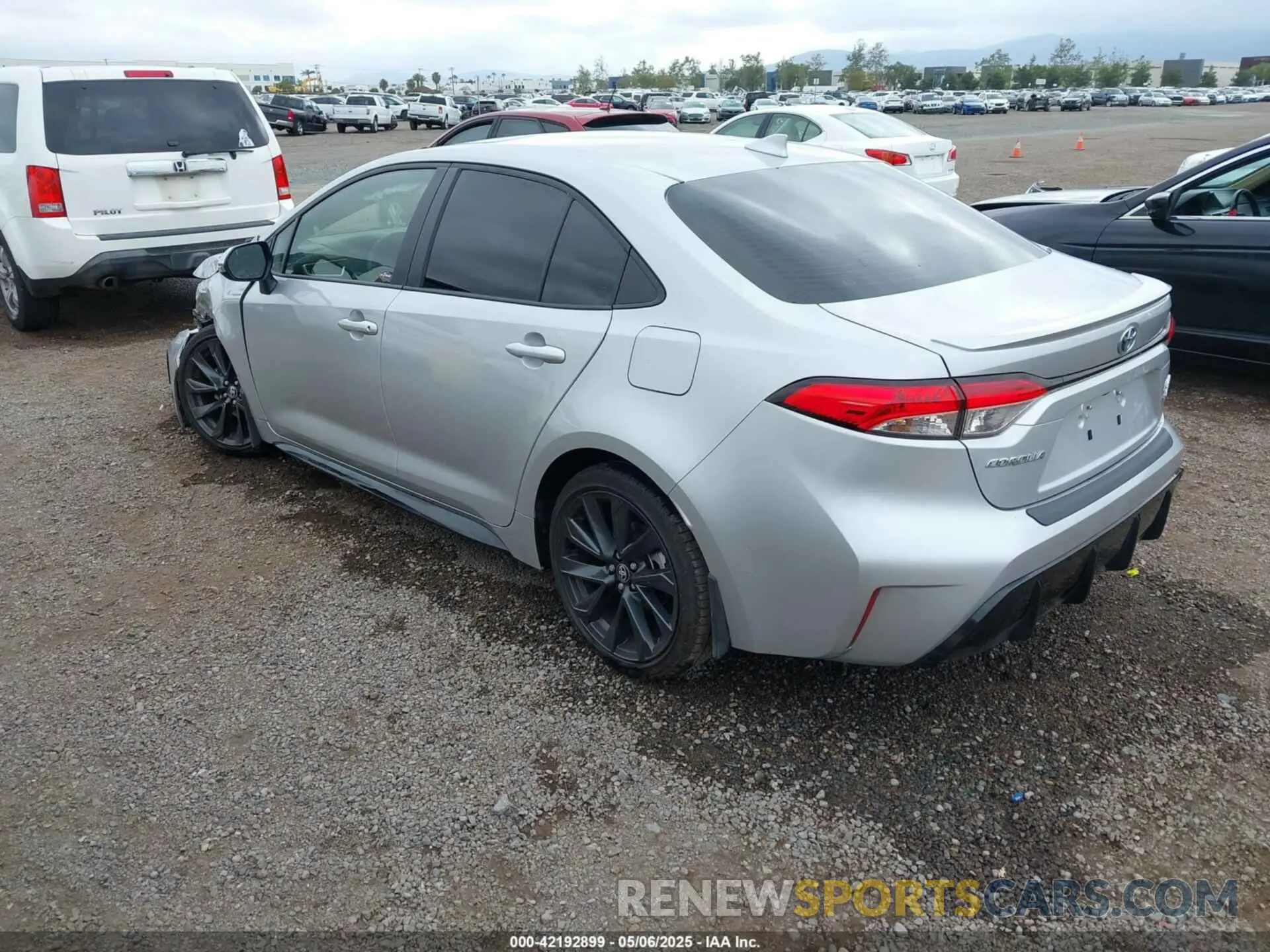3 fotografías del automóvil dañado JTDBCMFEXRJ036067 TOYOTA COROLLA 2024