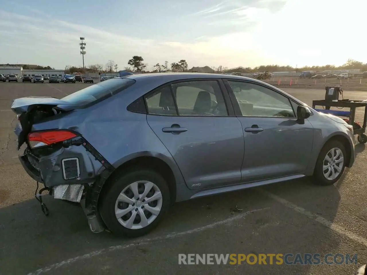3 fotografías del automóvil dañado JTDBDMHE2RJ004465 TOYOTA COROLLA 2024