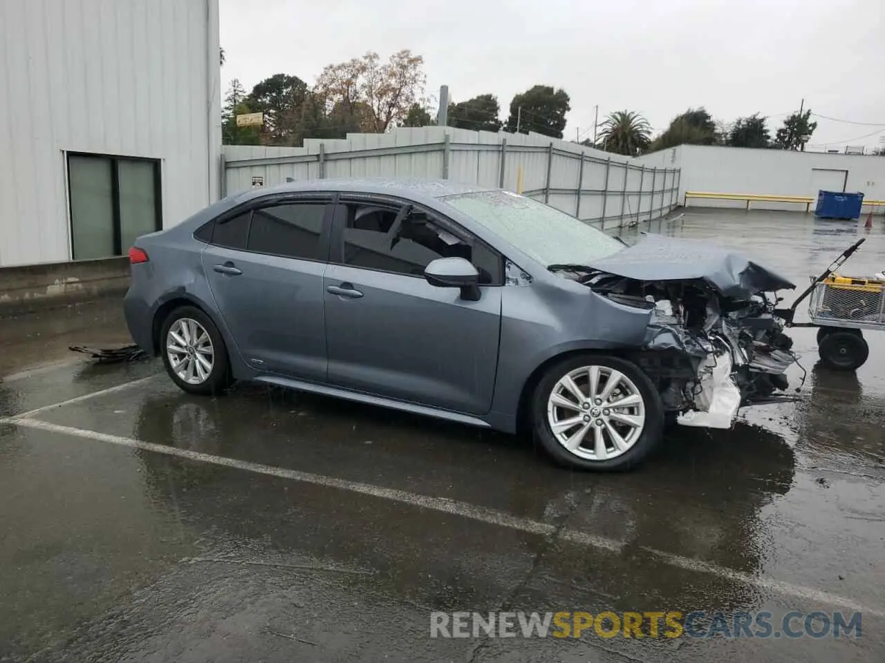 4 fotografías del automóvil dañado JTDBDMHE3RJ004541 TOYOTA COROLLA 2024