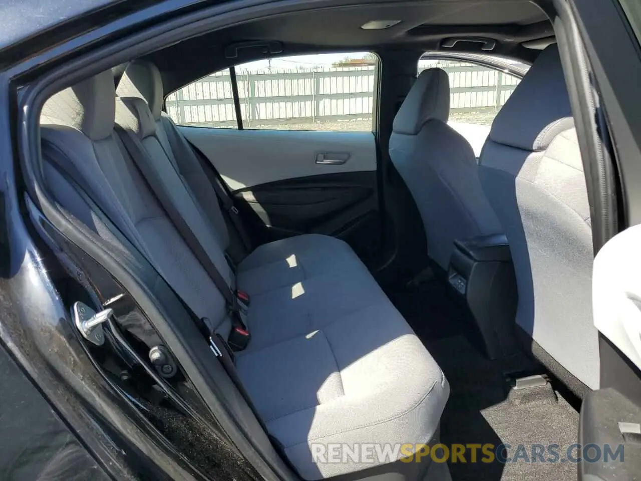 11 fotografías del automóvil dañado JTDBDMHE5R3012967 TOYOTA COROLLA 2024