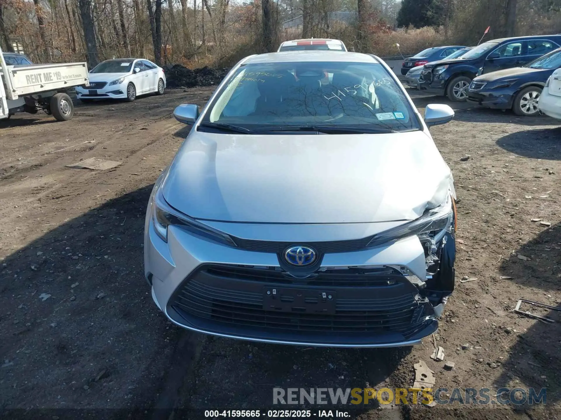 13 fotografías del automóvil dañado JTDBDMHE5R3016582 TOYOTA COROLLA 2024