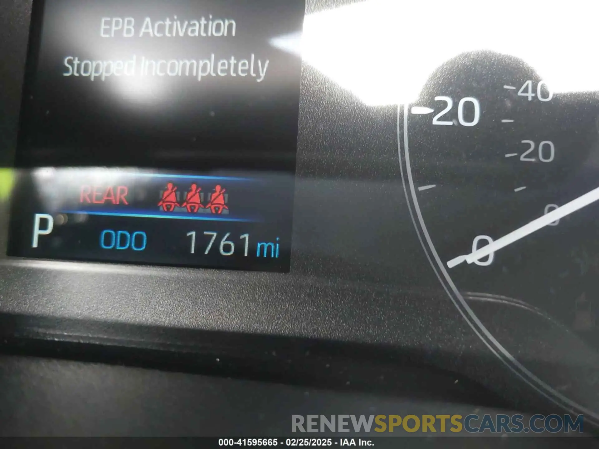 16 fotografías del automóvil dañado JTDBDMHE5R3016582 TOYOTA COROLLA 2024