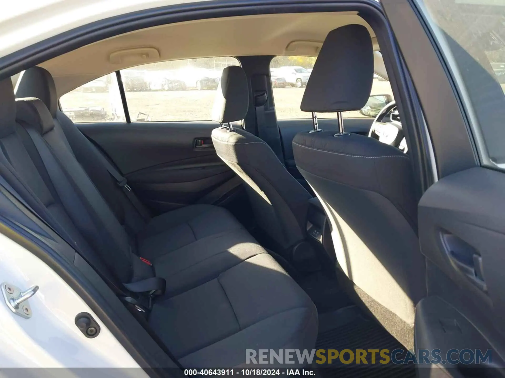 8 fotografías del automóvil dañado JTDBDMHEXRJ007307 TOYOTA COROLLA 2024