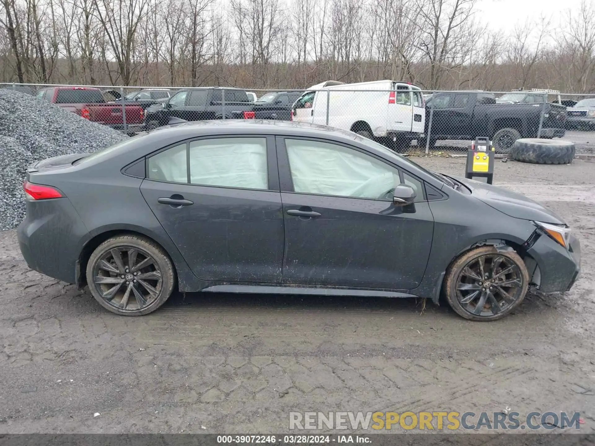 13 fotografías del automóvil dañado JTDP4MCE1R3520396 TOYOTA COROLLA 2024