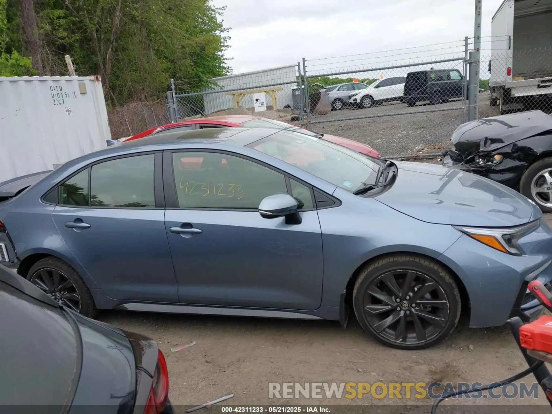 14 fotografías del automóvil dañado JTDP4MCE4R3520585 TOYOTA COROLLA 2024