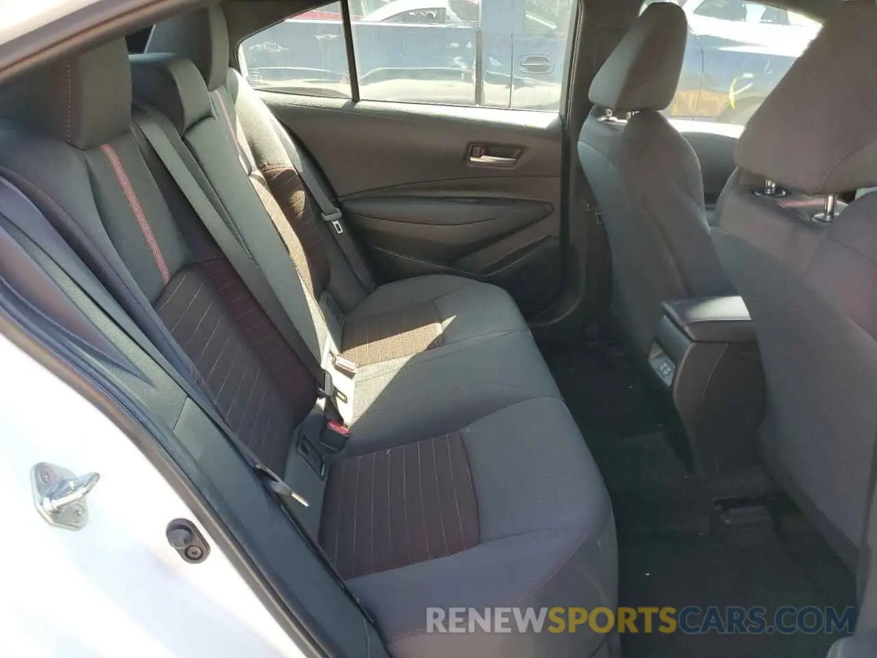 10 fotografías del automóvil dañado JTDP4MCE5RJ104234 TOYOTA COROLLA 2024