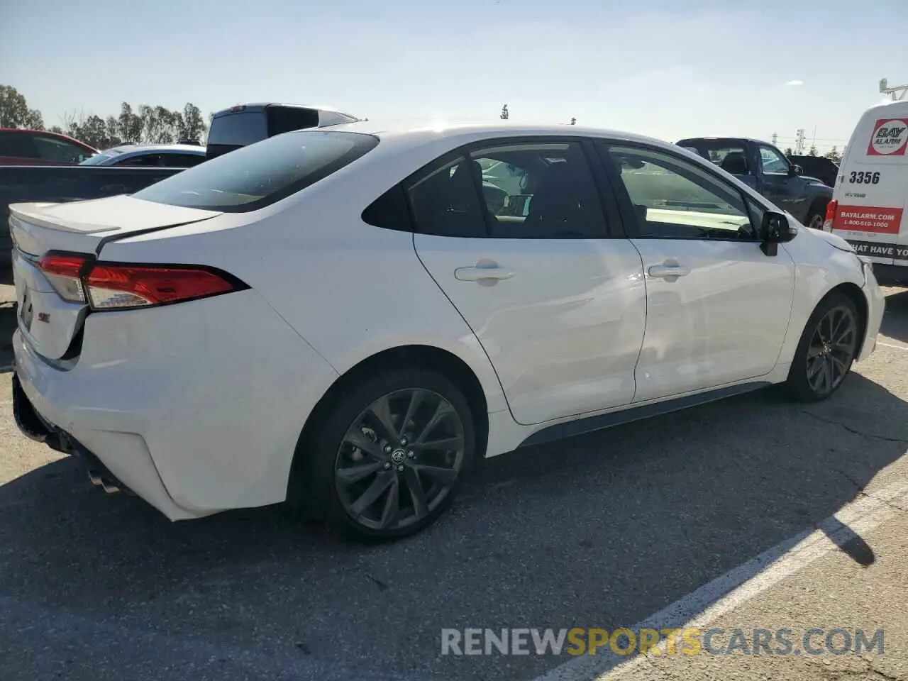 3 fotografías del automóvil dañado JTDP4MCE5RJ104234 TOYOTA COROLLA 2024