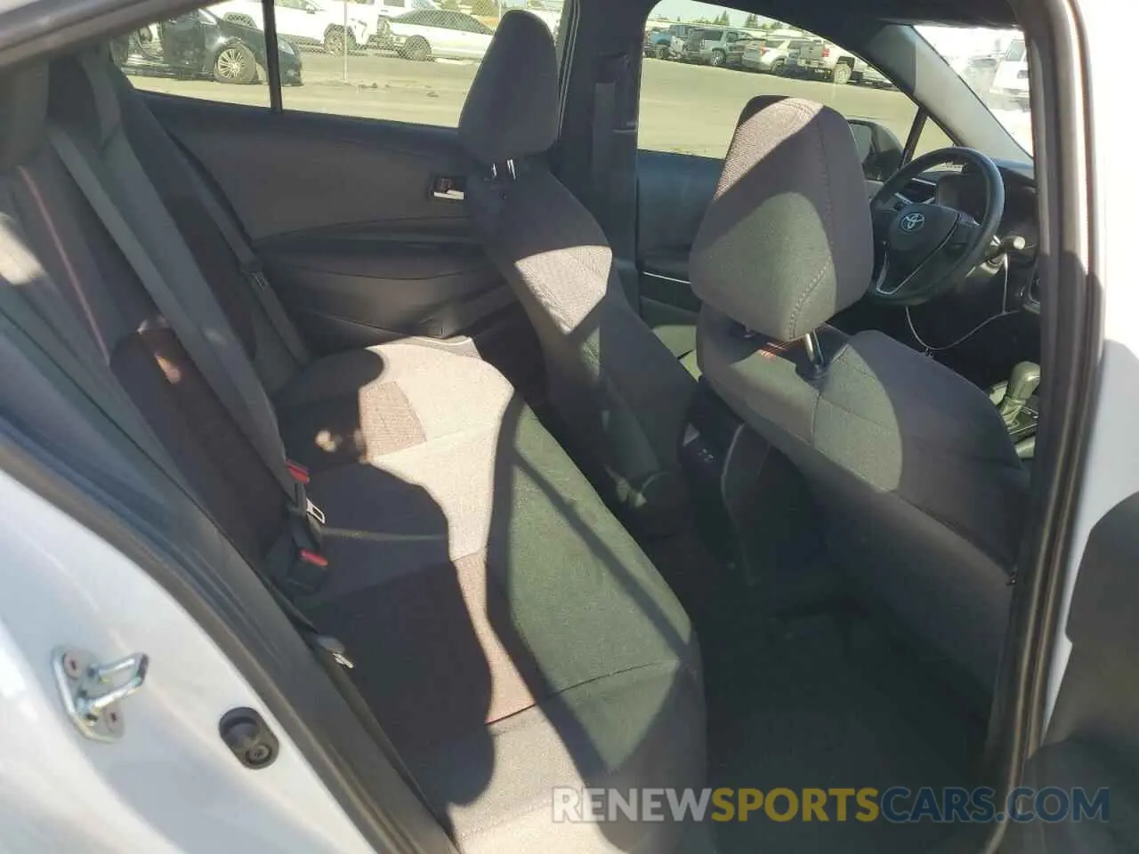 10 fotografías del automóvil dañado JTDP4MCE8RJ103711 TOYOTA COROLLA 2024