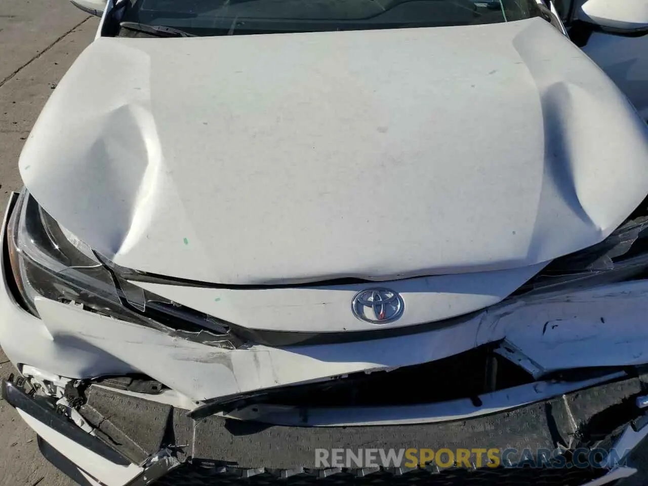 11 fotografías del automóvil dañado JTDP4MCE8RJ103711 TOYOTA COROLLA 2024