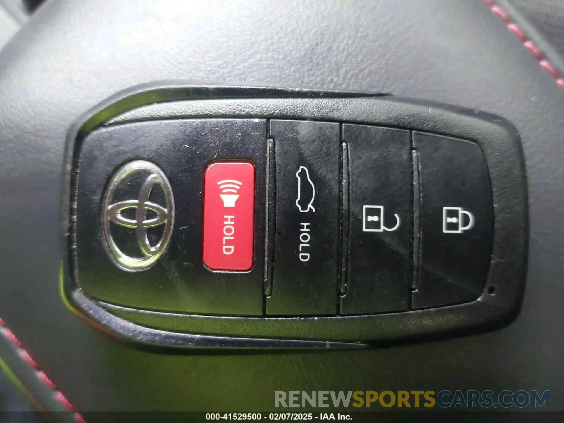 11 fotografías del automóvil dañado JTDP4MCE9RJ104799 TOYOTA COROLLA 2024