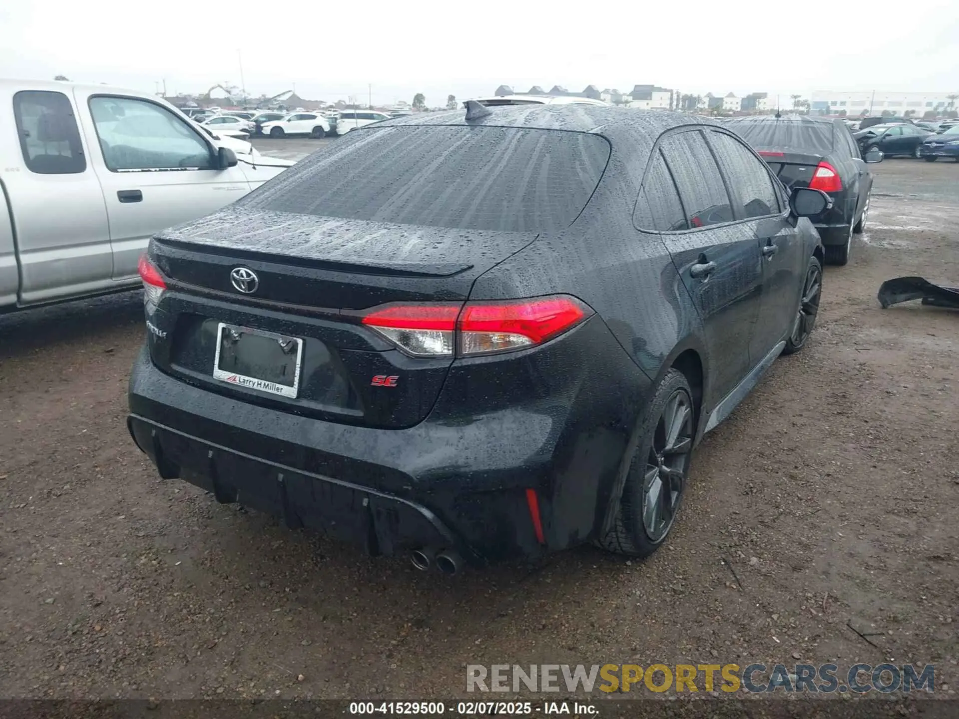 4 fotografías del automóvil dañado JTDP4MCE9RJ104799 TOYOTA COROLLA 2024