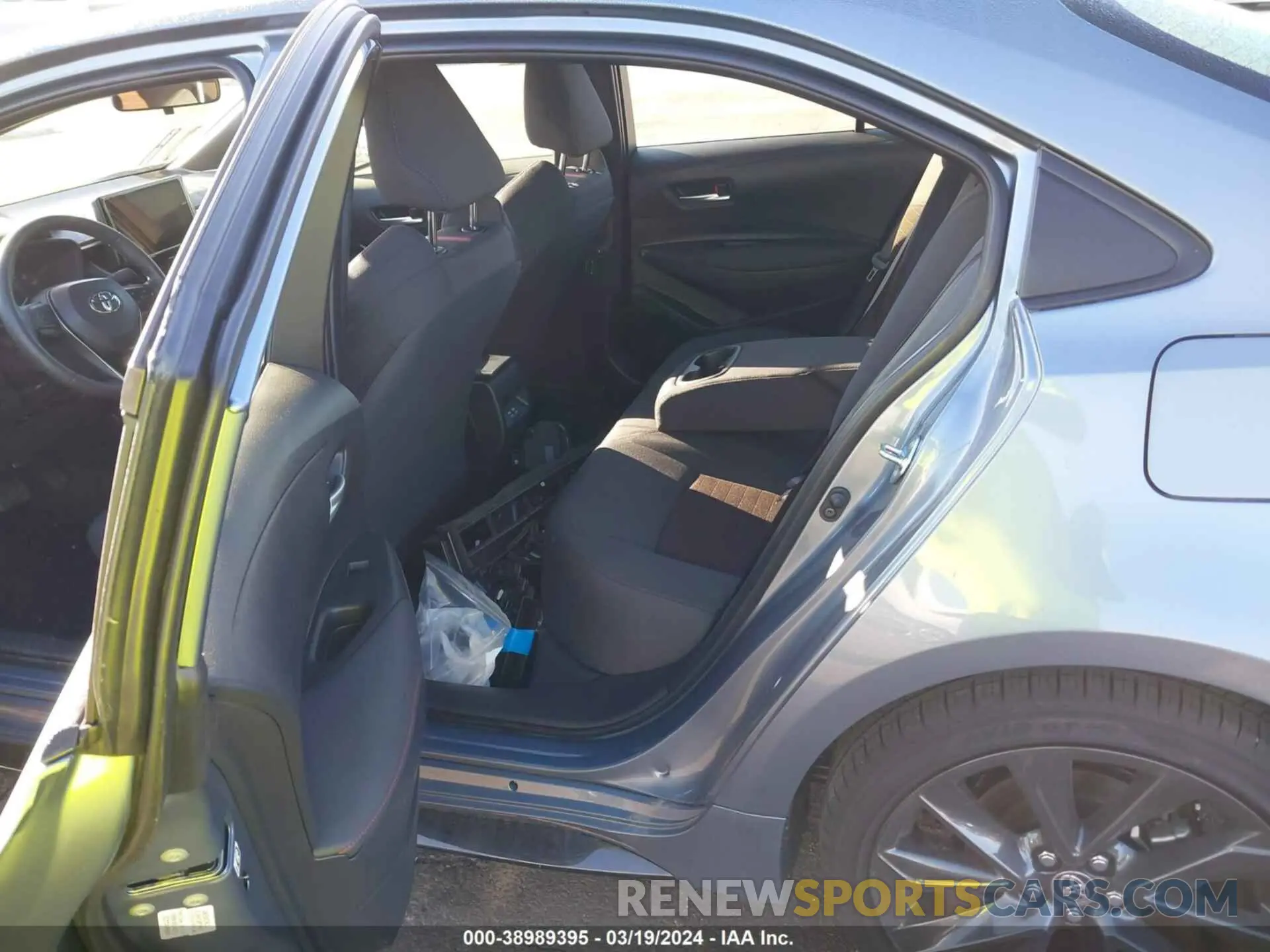 8 fotografías del automóvil dañado JTDS4MCE1R3521171 TOYOTA COROLLA 2024