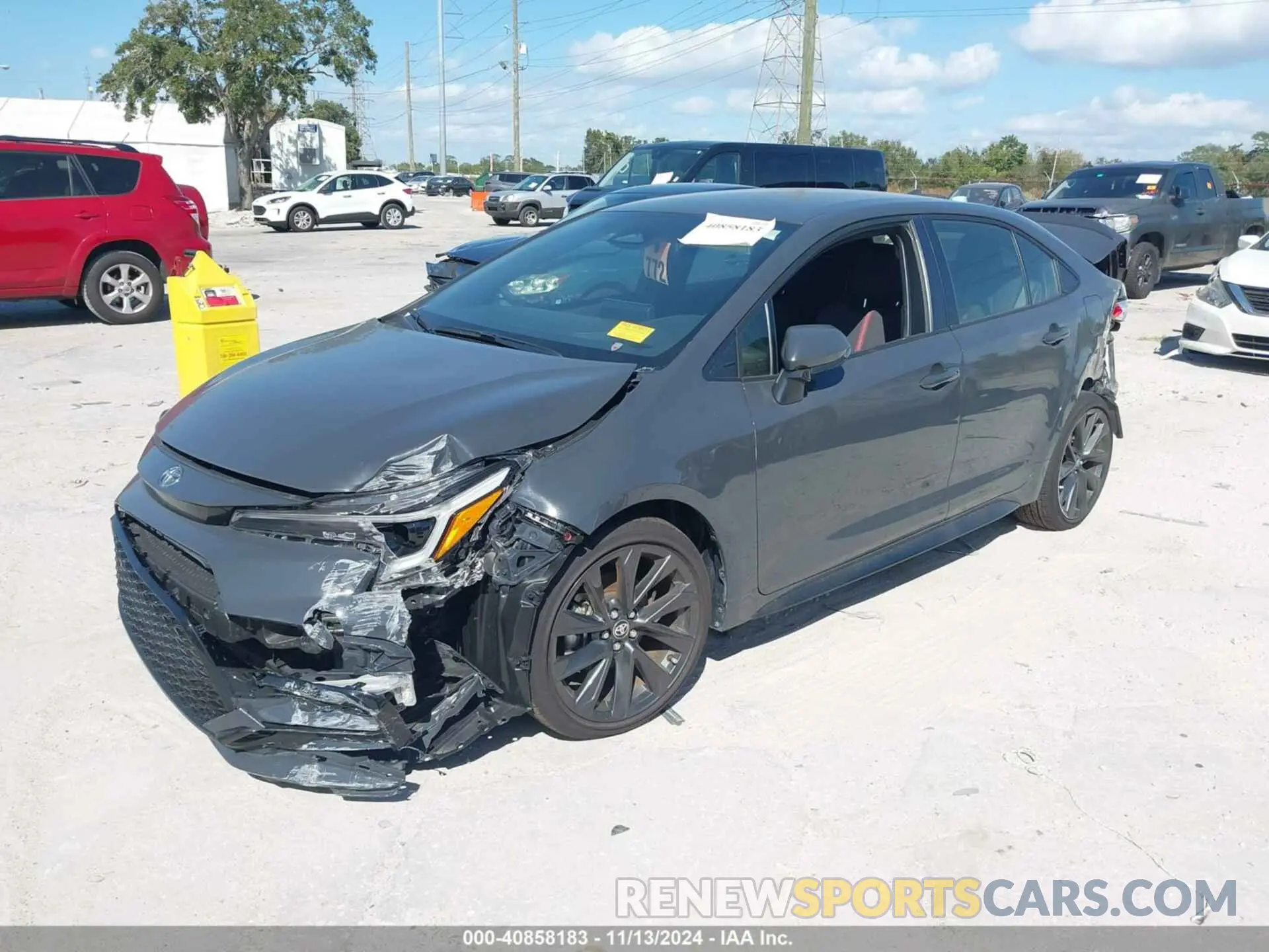2 fotografías del automóvil dañado JTDS4MCE2R3519753 TOYOTA COROLLA 2024