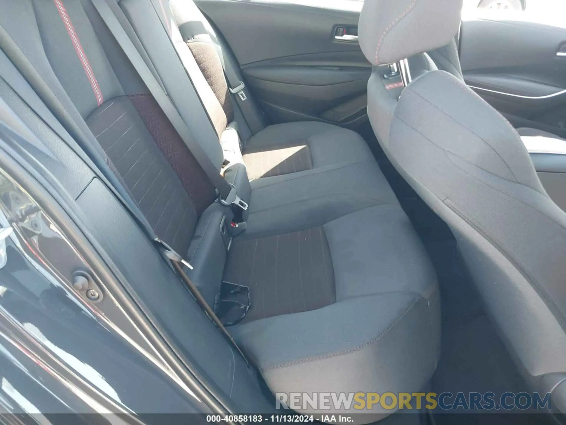 8 fotografías del automóvil dañado JTDS4MCE2R3519753 TOYOTA COROLLA 2024