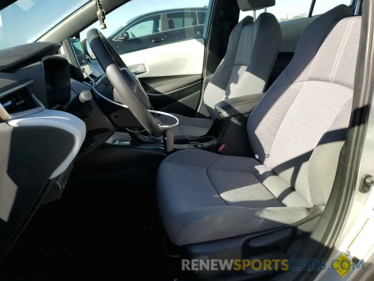 7 fotografías del automóvil dañado JTDS4MCE2R3520577 TOYOTA COROLLA 2024