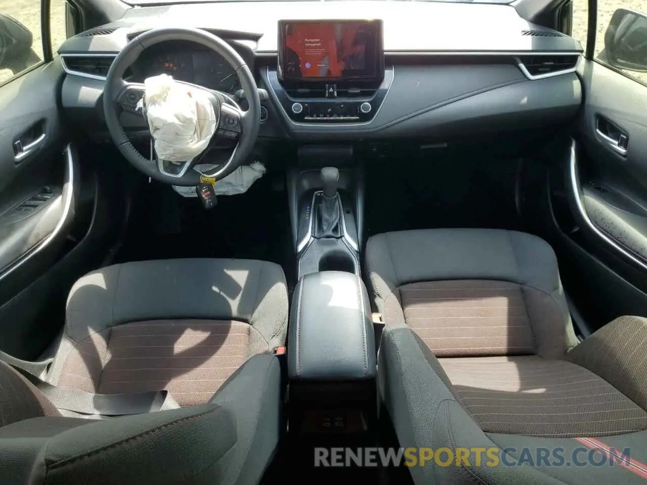 8 fotografías del automóvil dañado JTDS4MCE6RJ106228 TOYOTA COROLLA 2024