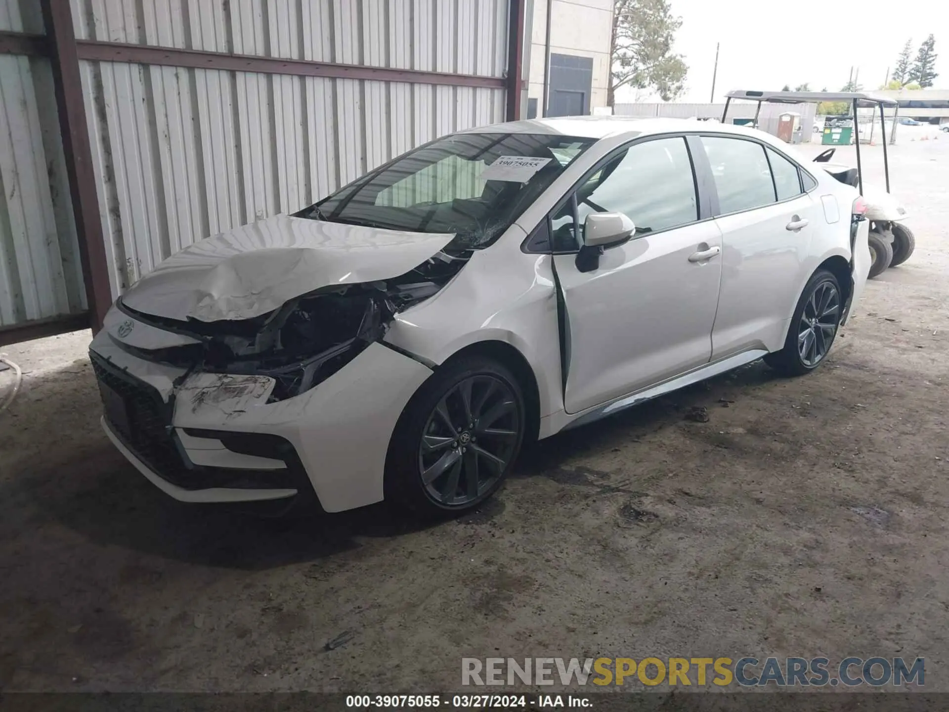 2 fotografías del automóvil dañado JTDS4MCE8R3521250 TOYOTA COROLLA 2024