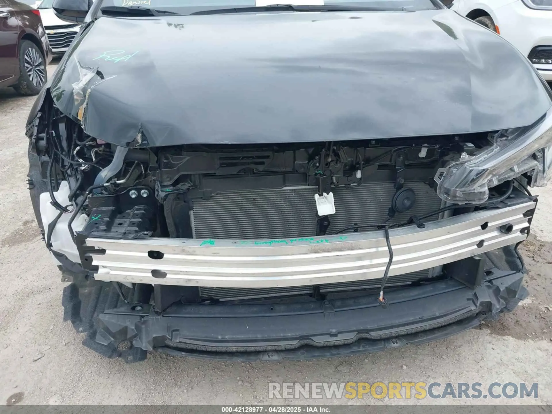 6 fotografías del automóvil dañado JTNC4MBE4R3229869 TOYOTA COROLLA 2024