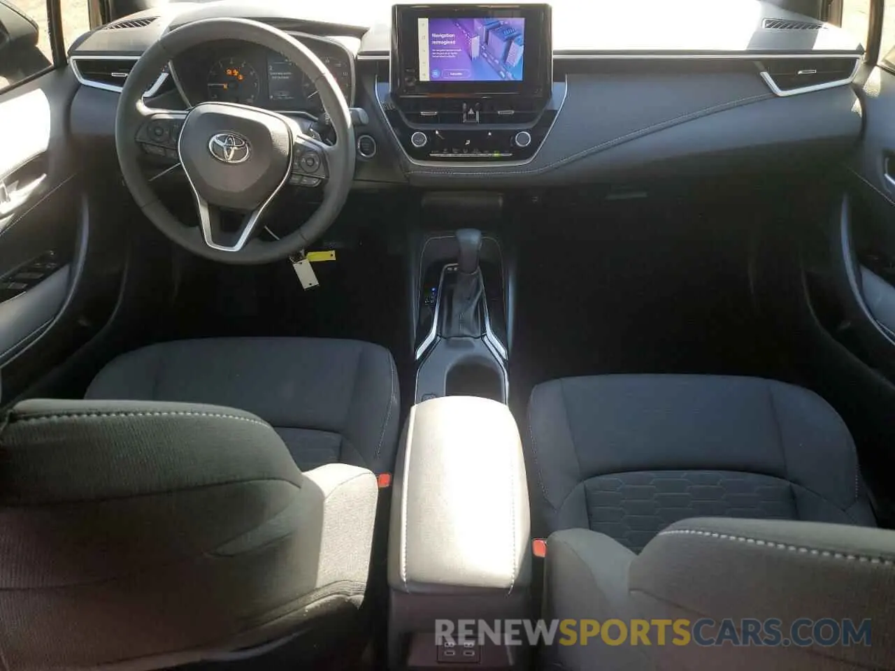 8 fotografías del automóvil dañado JTND4MBE0R3215889 TOYOTA COROLLA 2024
