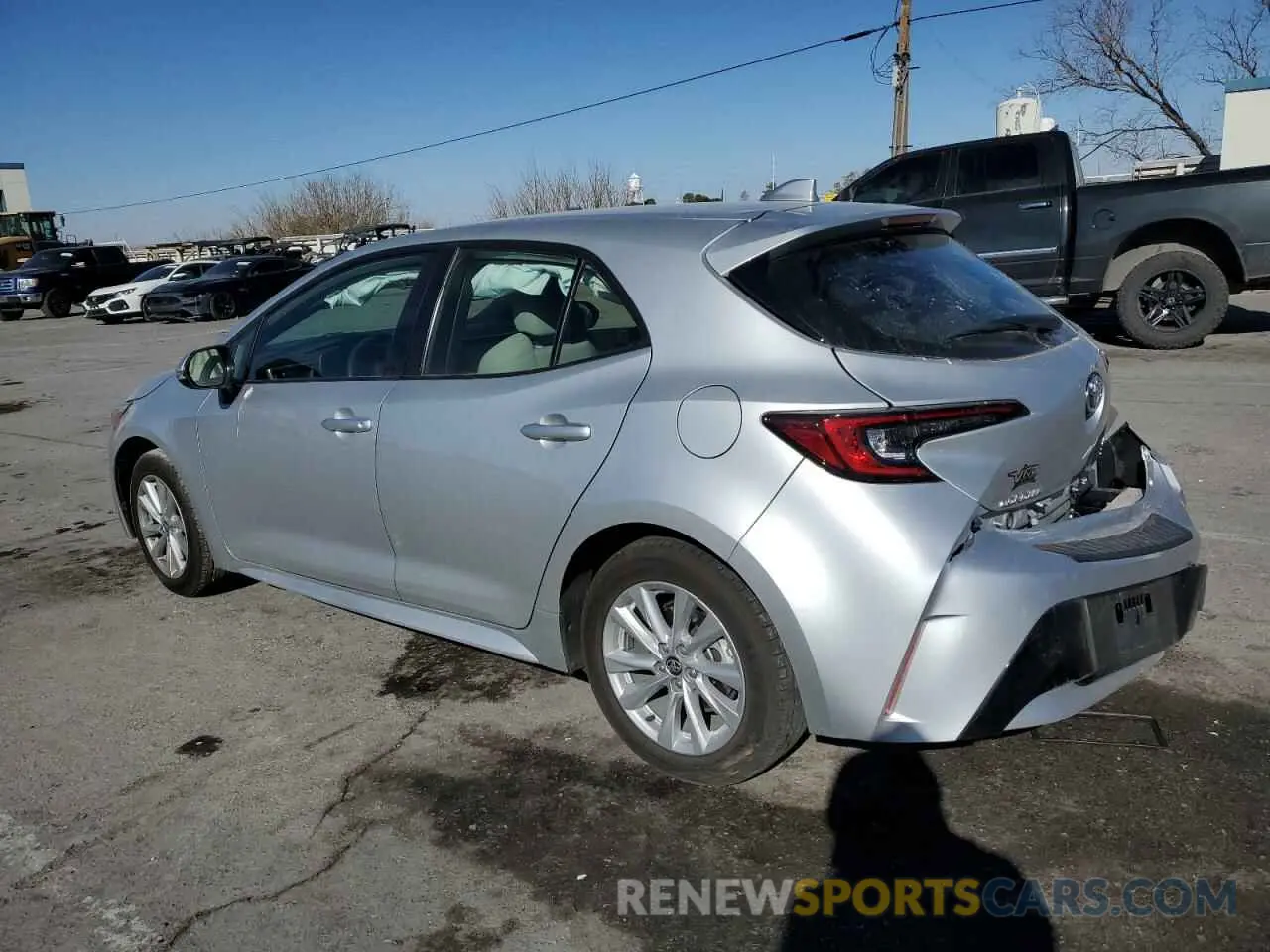 2 fotografías del automóvil dañado JTND4MBE3R3225770 TOYOTA COROLLA 2024