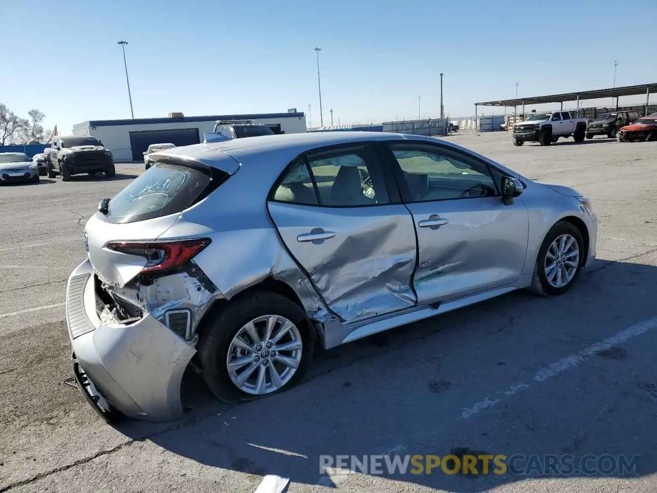 3 fotografías del automóvil dañado JTND4MBE3R3225770 TOYOTA COROLLA 2024