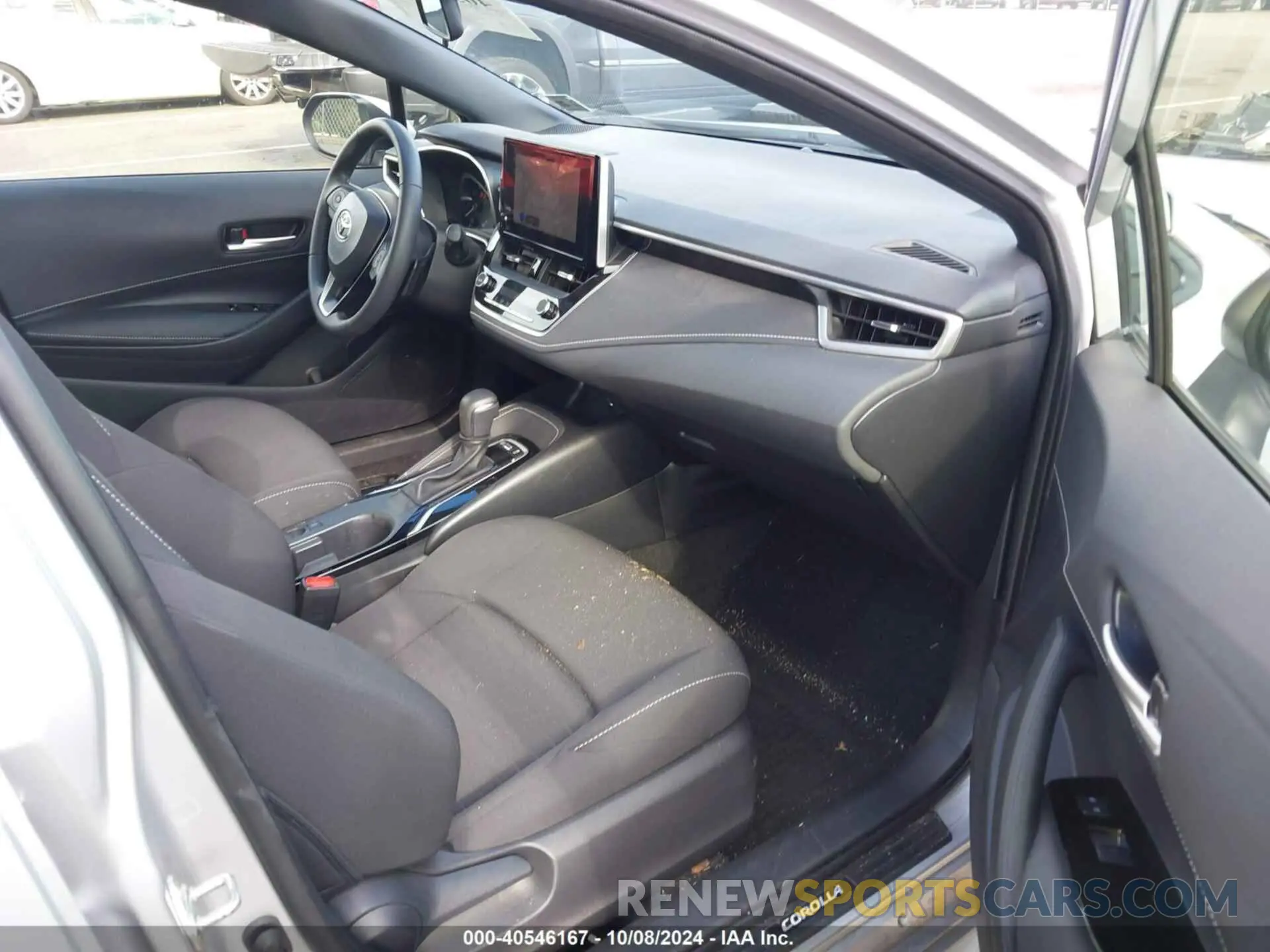 5 fotografías del automóvil dañado JTND4MBE4R3222473 TOYOTA COROLLA 2024