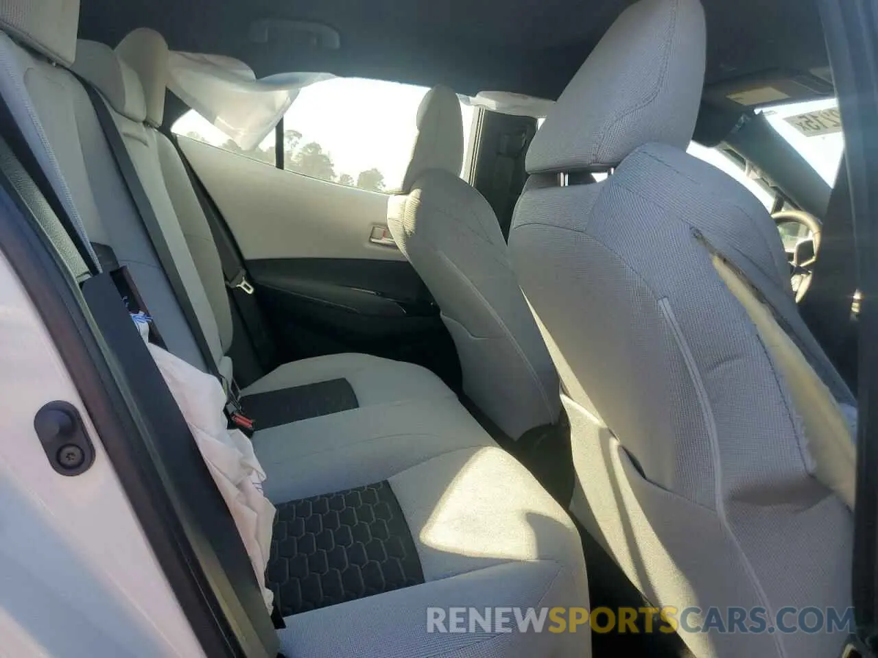10 fotografías del automóvil dañado JTND4MBE5R3219047 TOYOTA COROLLA 2024