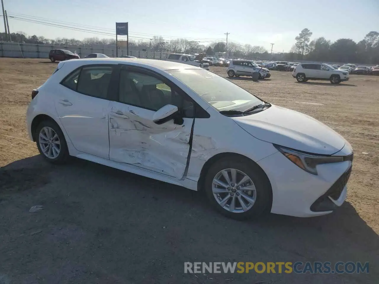 4 fotografías del automóvil dañado JTND4MBE5R3219047 TOYOTA COROLLA 2024