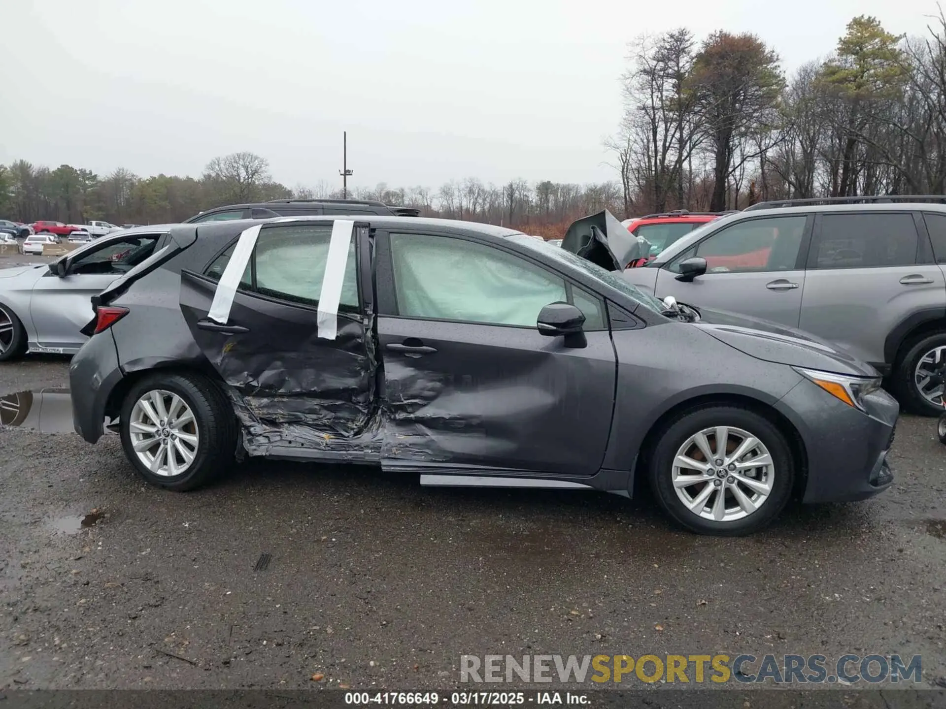 12 fotografías del automóvil dañado JTND4MBE5R3222322 TOYOTA COROLLA 2024