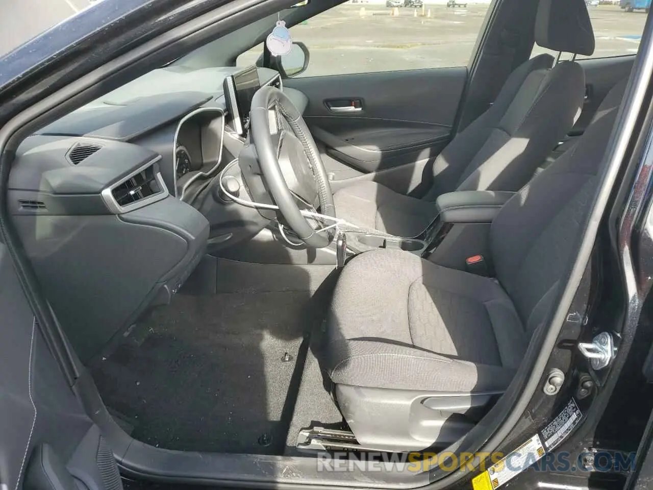 7 fotografías del automóvil dañado JTND4MBE6R3214505 TOYOTA COROLLA 2024