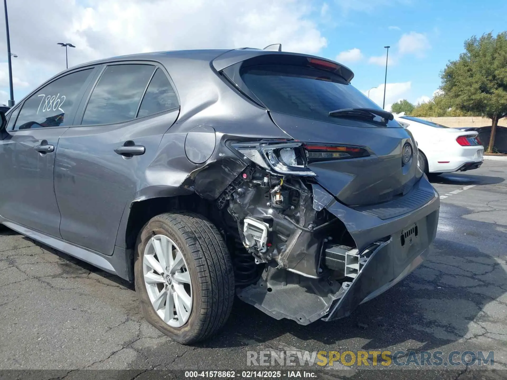 6 fotografías del automóvil dañado JTND4MBE9R3232013 TOYOTA COROLLA 2024