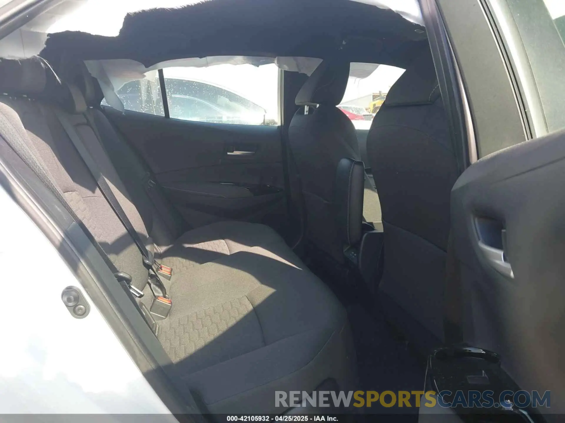 8 fotografías del automóvil dañado JTND4MBEXR3218573 TOYOTA COROLLA 2024
