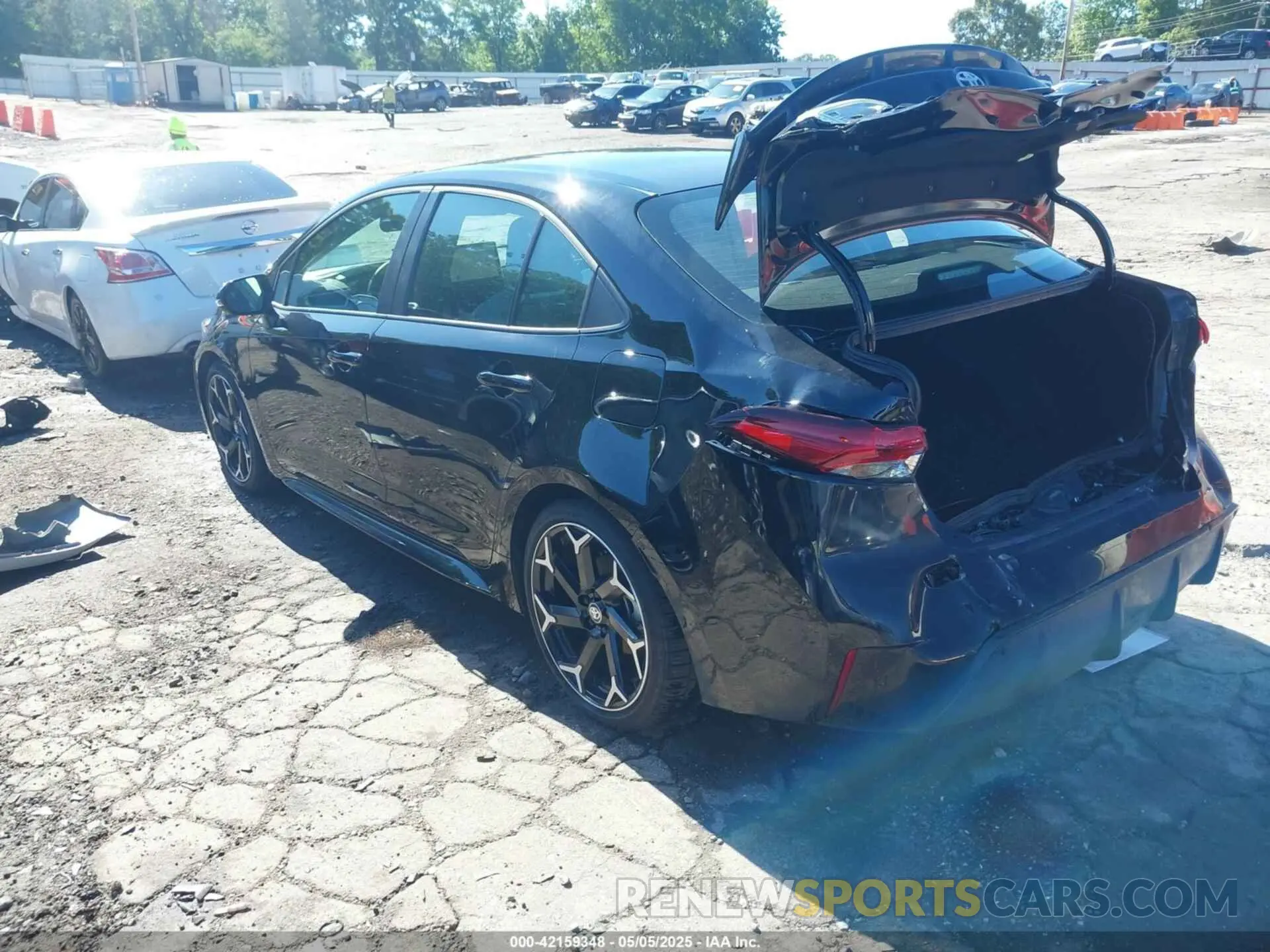 3 fotografías del automóvil dañado 5YFB4MCE0SP223353 TOYOTA COROLLA 2025