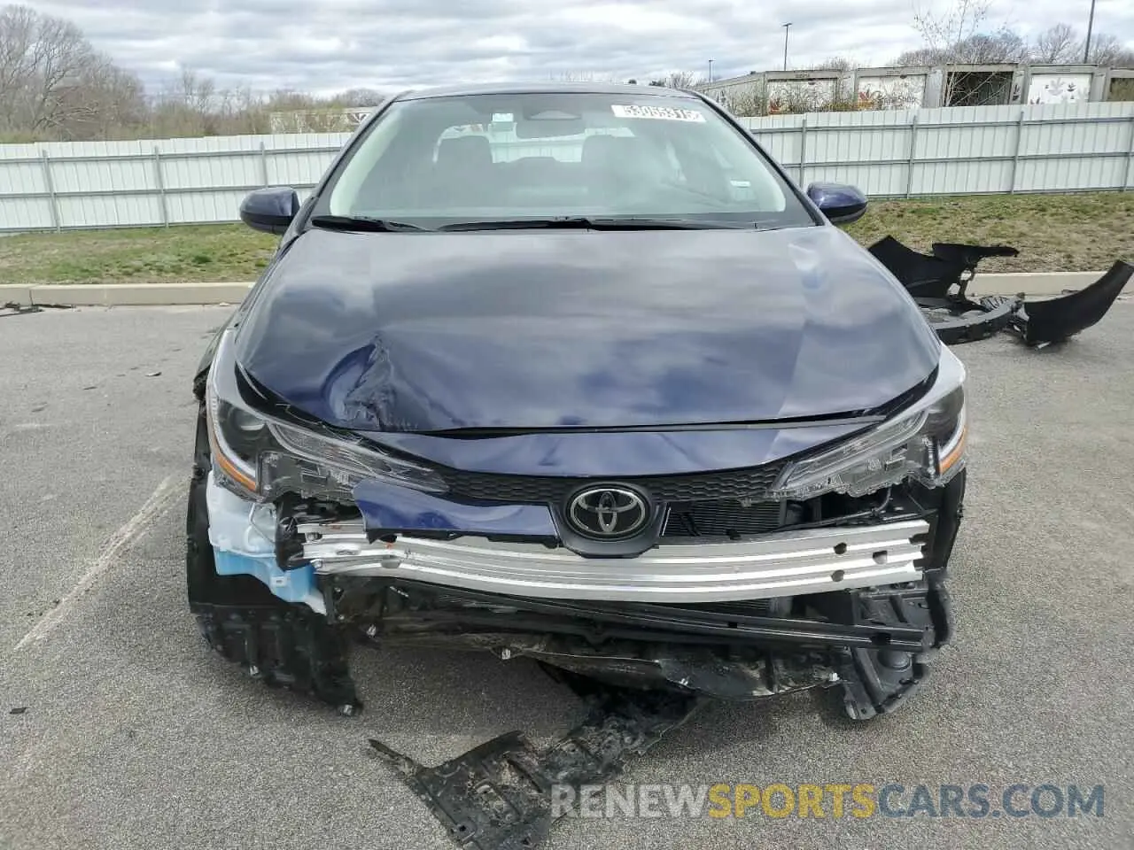 5 fotografías del automóvil dañado 5YFB4MDE0SP237087 TOYOTA COROLLA 2025