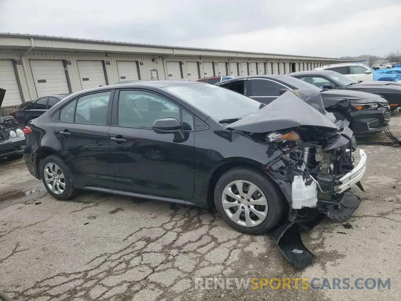 4 fotografías del automóvil dañado 5YFB4MDE0SP246498 TOYOTA COROLLA 2025