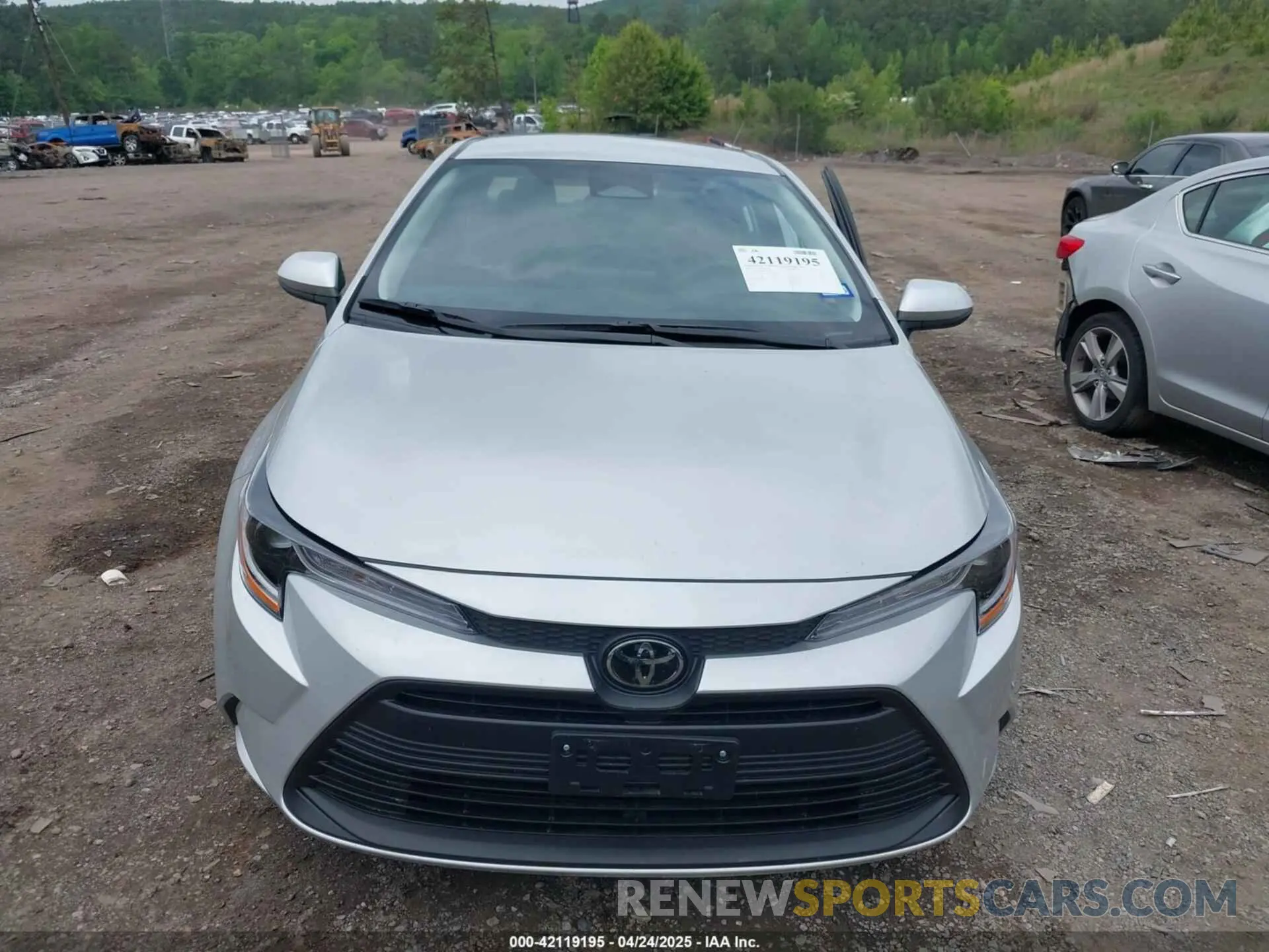 11 fotografías del automóvil dañado 5YFB4MDE0SP259512 TOYOTA COROLLA 2025
