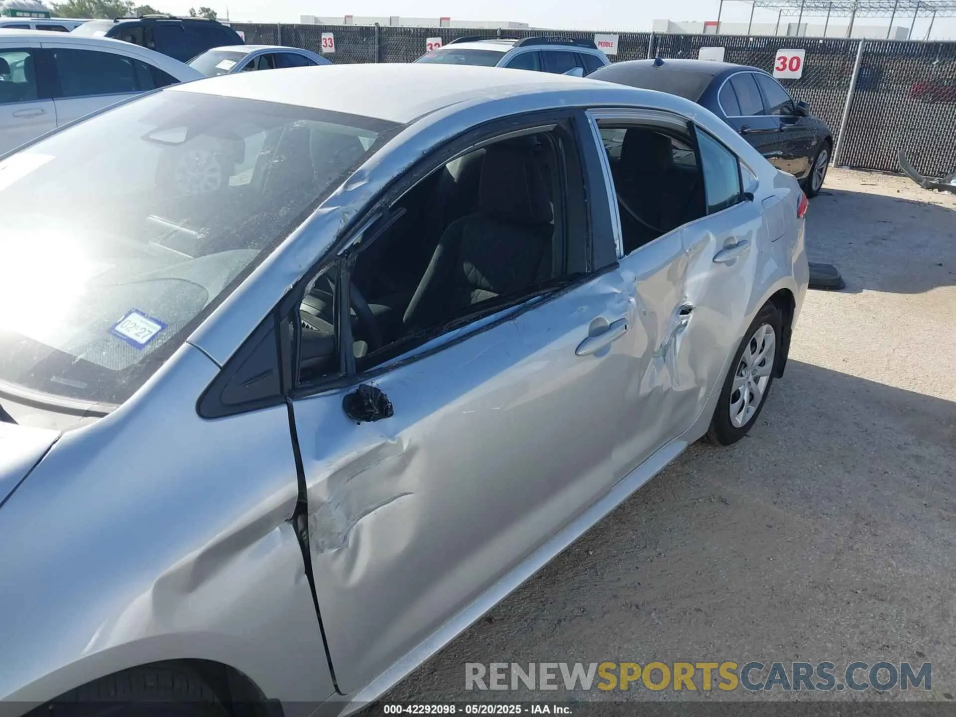 5 fotografías del automóvil dañado 5YFB4MDE0SP276035 TOYOTA COROLLA 2025