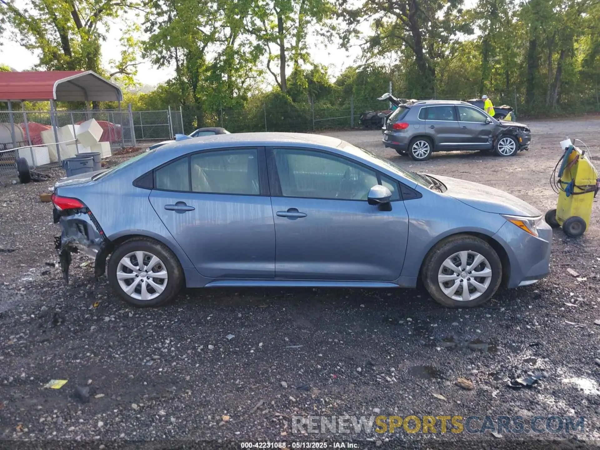14 fotografías del automóvil dañado 5YFB4MDE1SP240659 TOYOTA COROLLA 2025