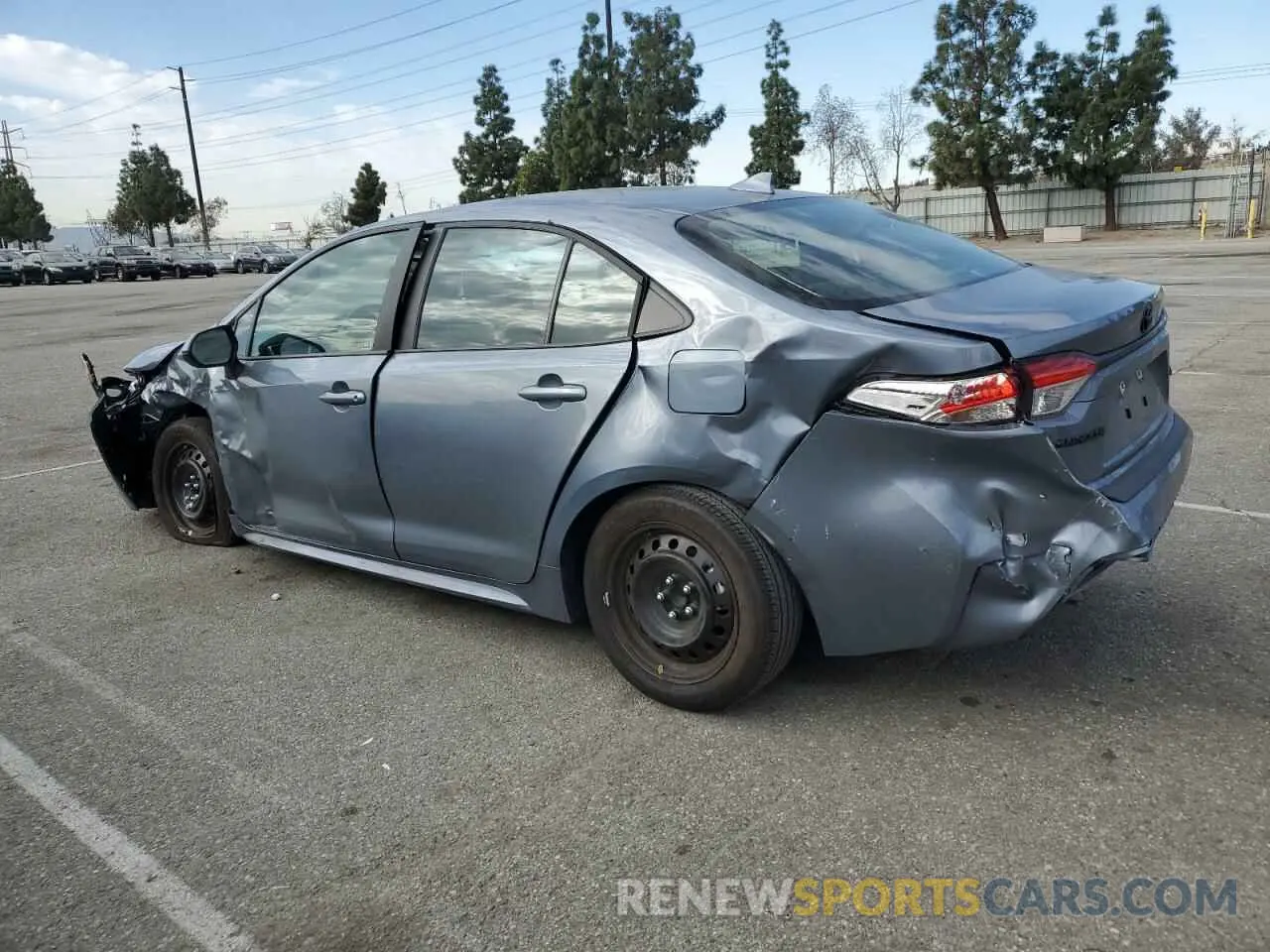 2 fotografías del automóvil dañado 5YFB4MDE1SP241245 TOYOTA COROLLA 2025