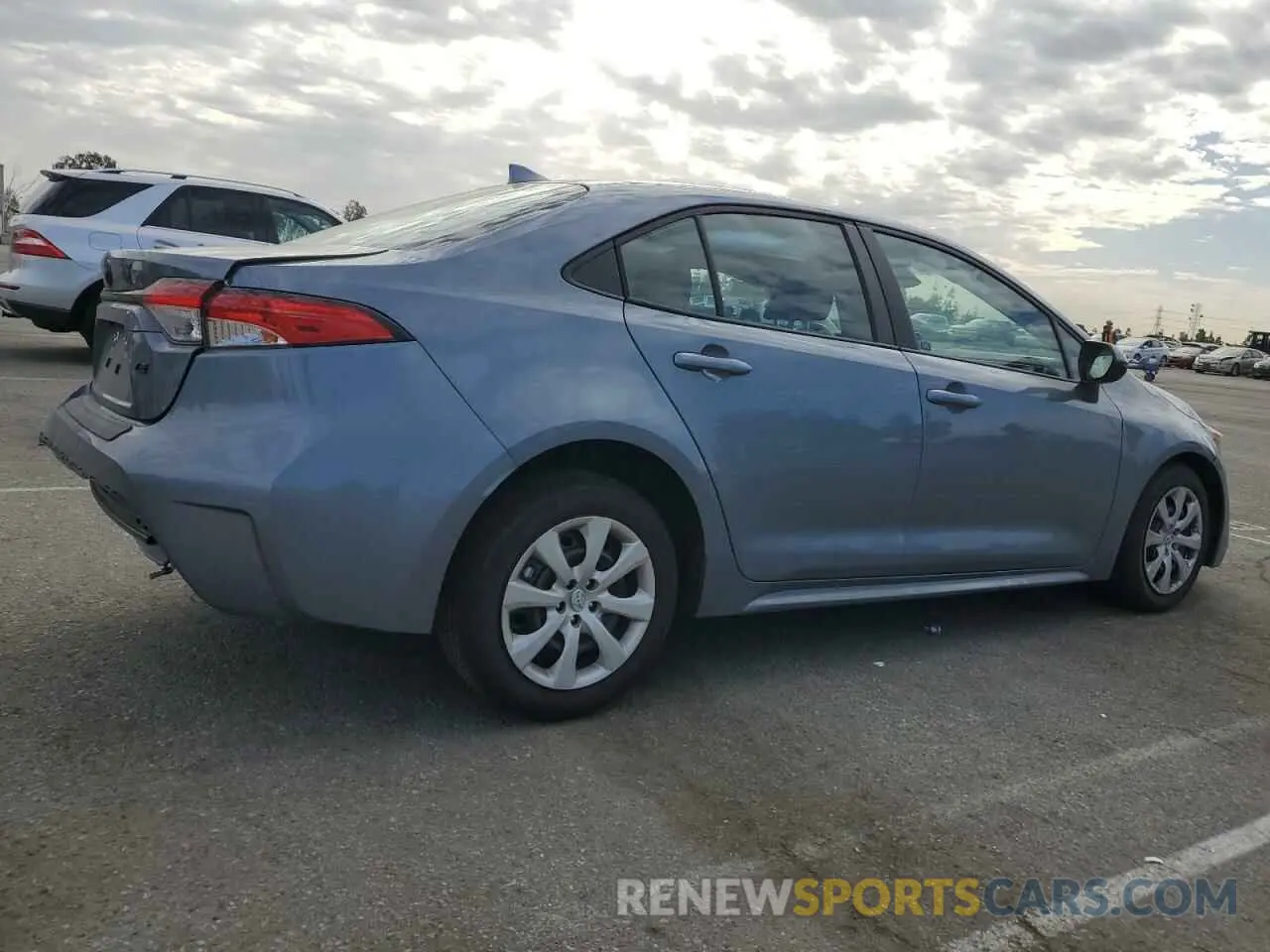 3 fotografías del automóvil dañado 5YFB4MDE1SP241245 TOYOTA COROLLA 2025