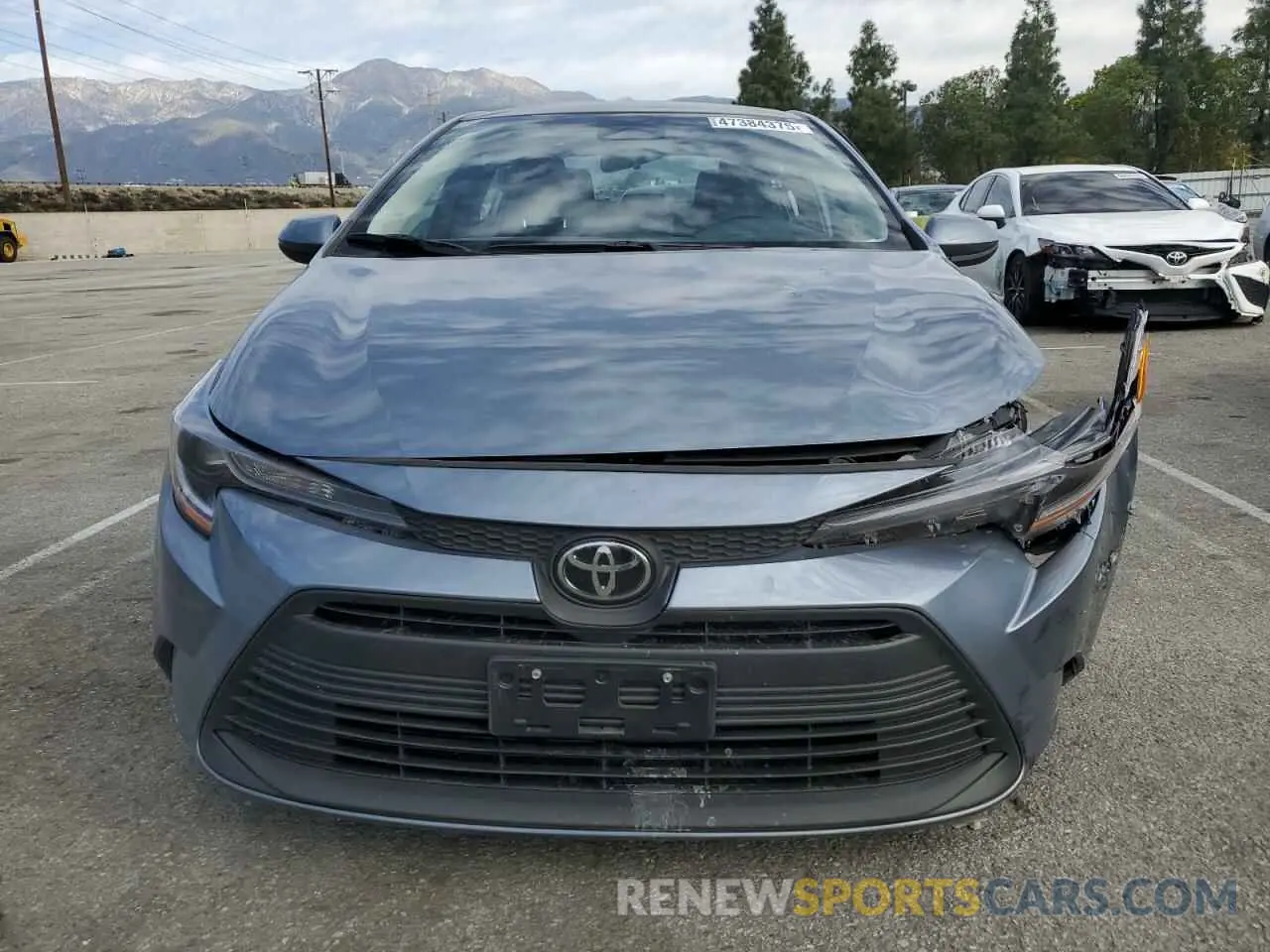 5 fotografías del automóvil dañado 5YFB4MDE1SP241245 TOYOTA COROLLA 2025
