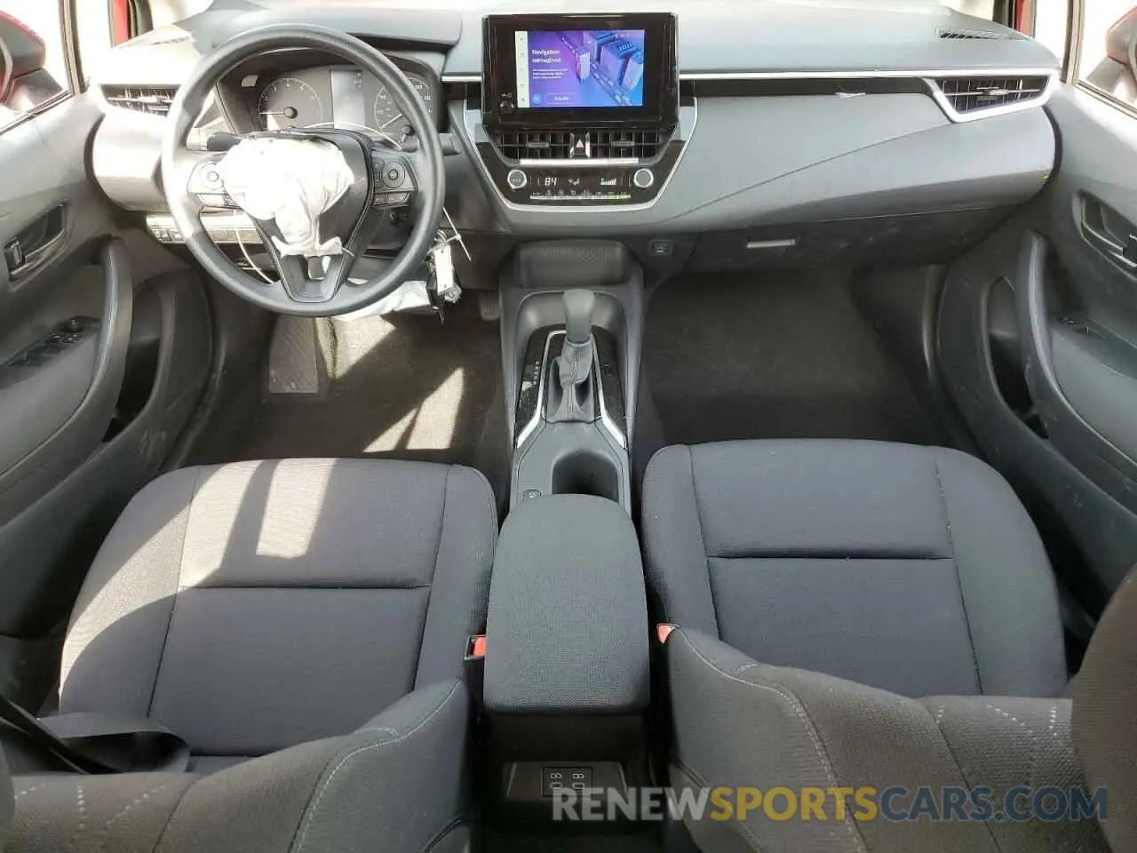 8 fotografías del automóvil dañado 5YFB4MDE1SP246638 TOYOTA COROLLA 2025