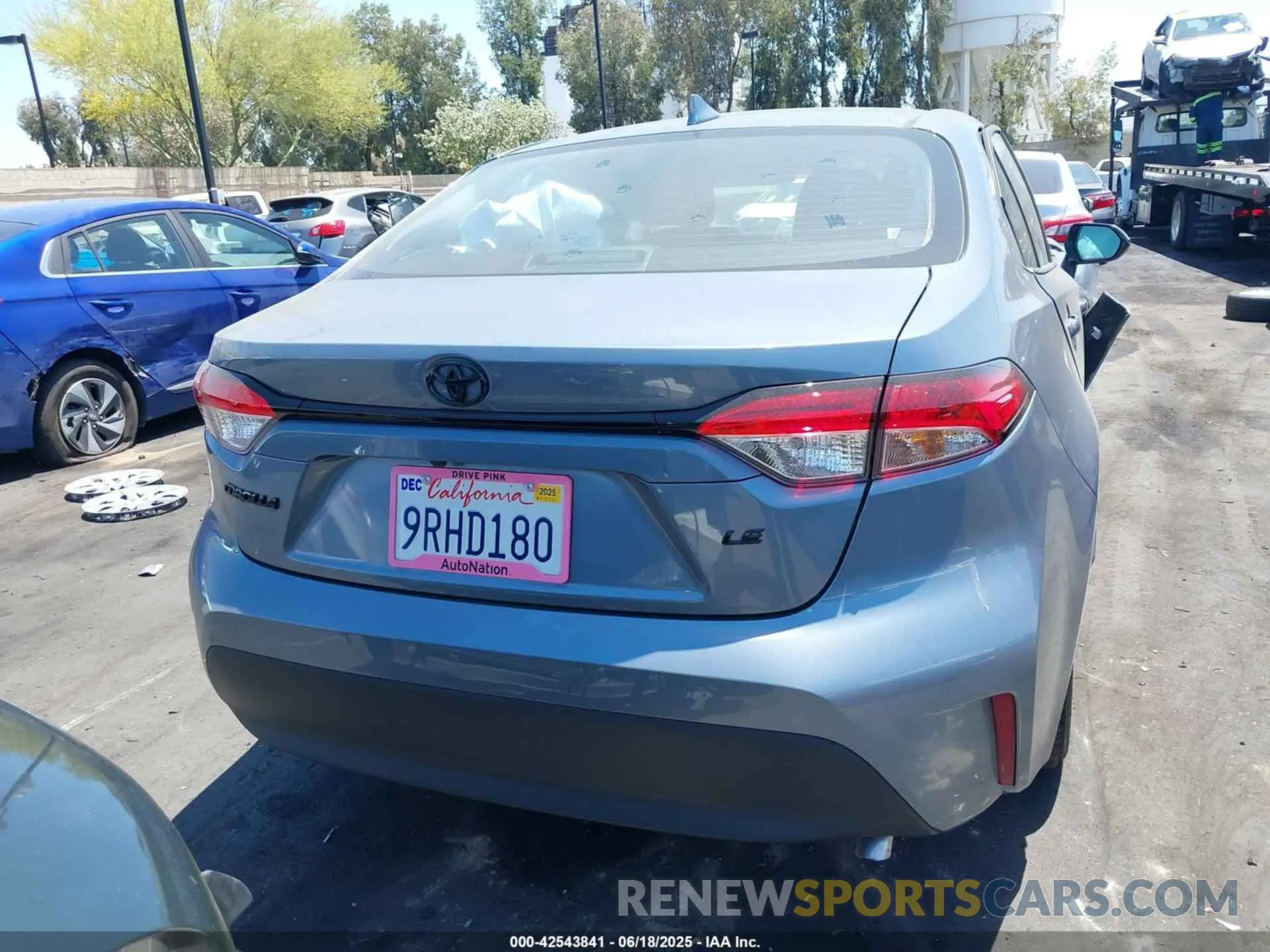 17 fotografías del automóvil dañado 5YFB4MDE1SP247434 TOYOTA COROLLA 2025