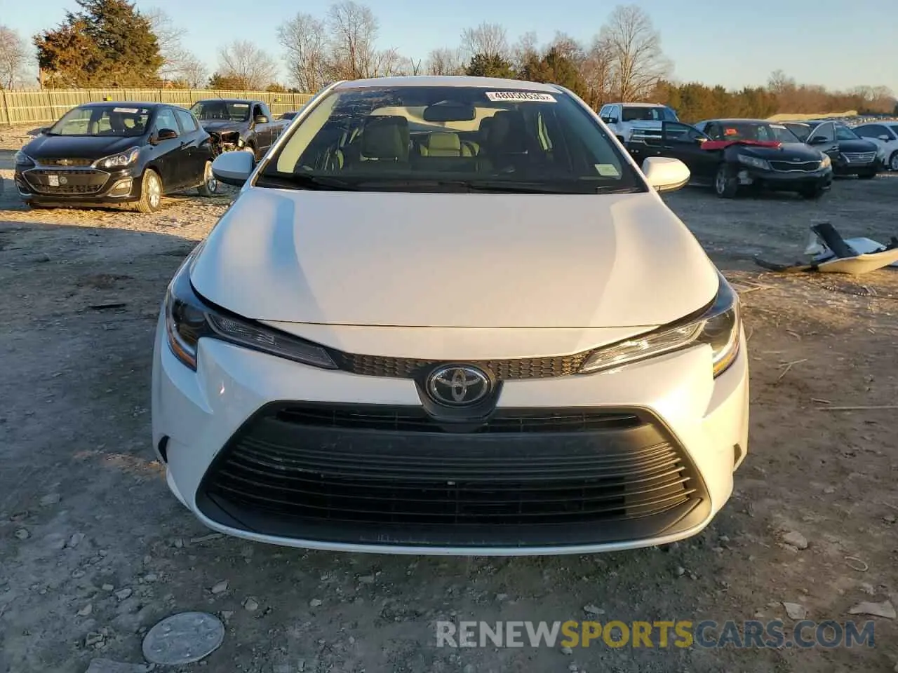 5 fotografías del automóvil dañado 5YFB4MDE1SP249667 TOYOTA COROLLA 2025