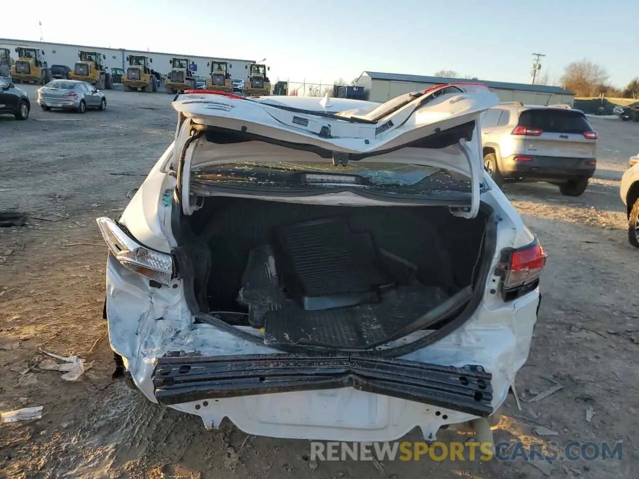 6 fotografías del automóvil dañado 5YFB4MDE1SP249667 TOYOTA COROLLA 2025