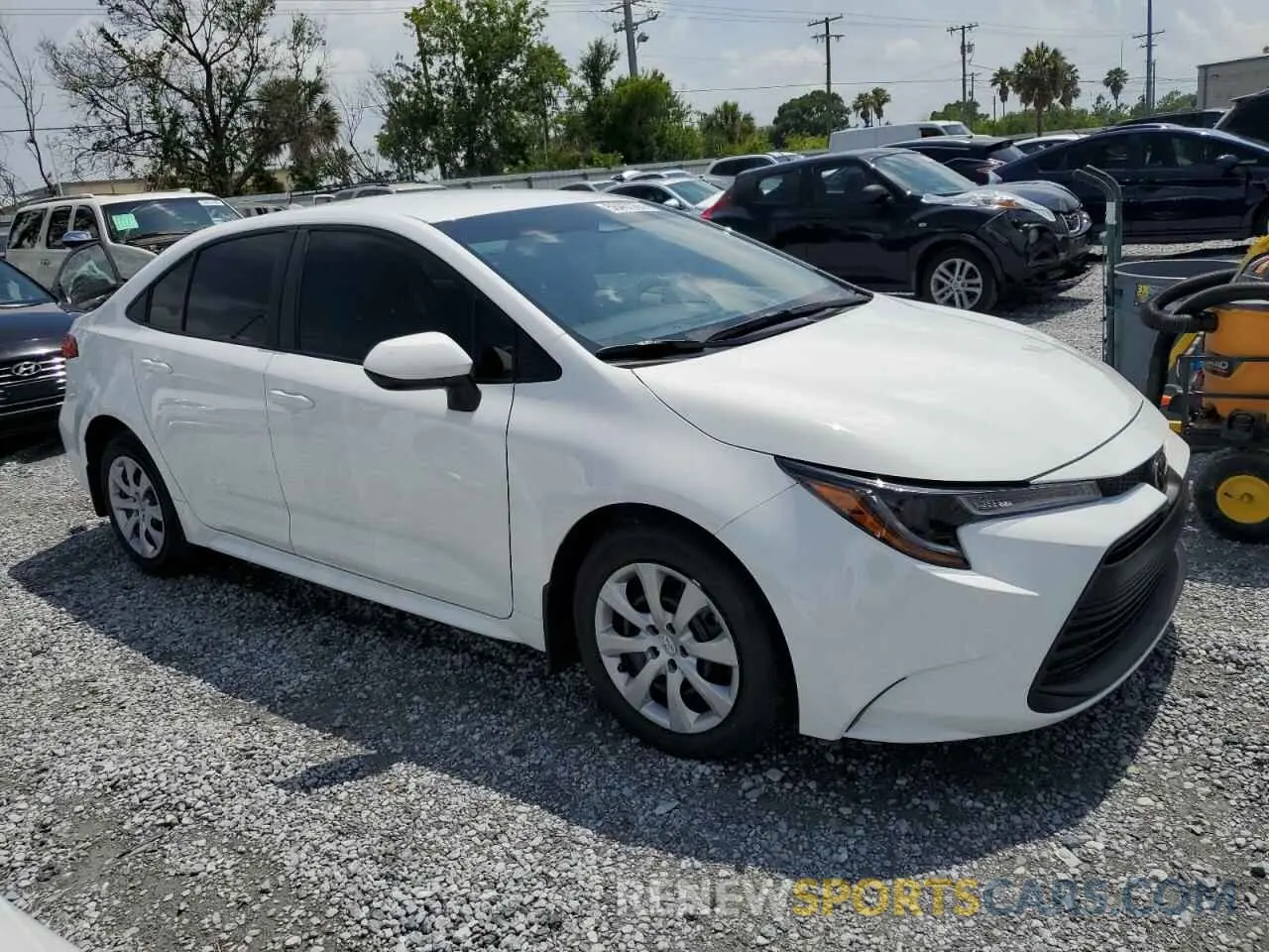 4 fotografías del automóvil dañado 5YFB4MDE1SP274648 TOYOTA COROLLA 2025
