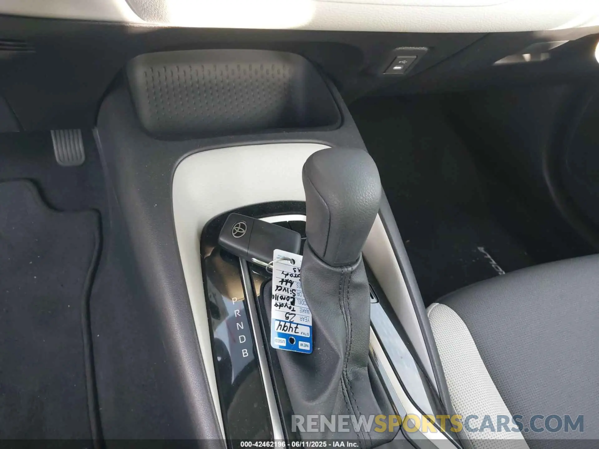 11 fotografías del automóvil dañado 5YFB4MDE1SP291238 TOYOTA COROLLA 2025