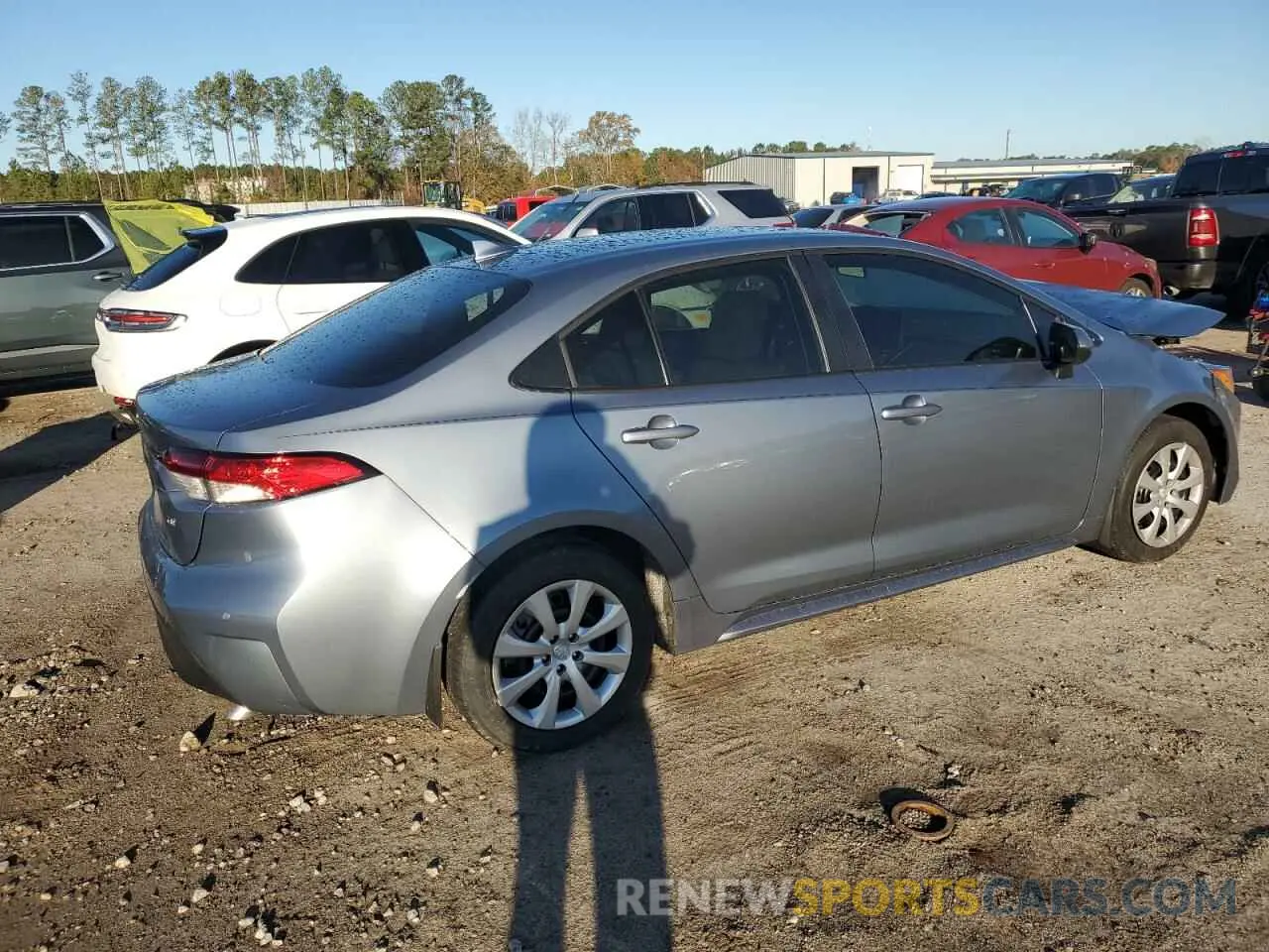 3 fotografías del automóvil dañado 5YFB4MDE2SP237379 TOYOTA COROLLA 2025