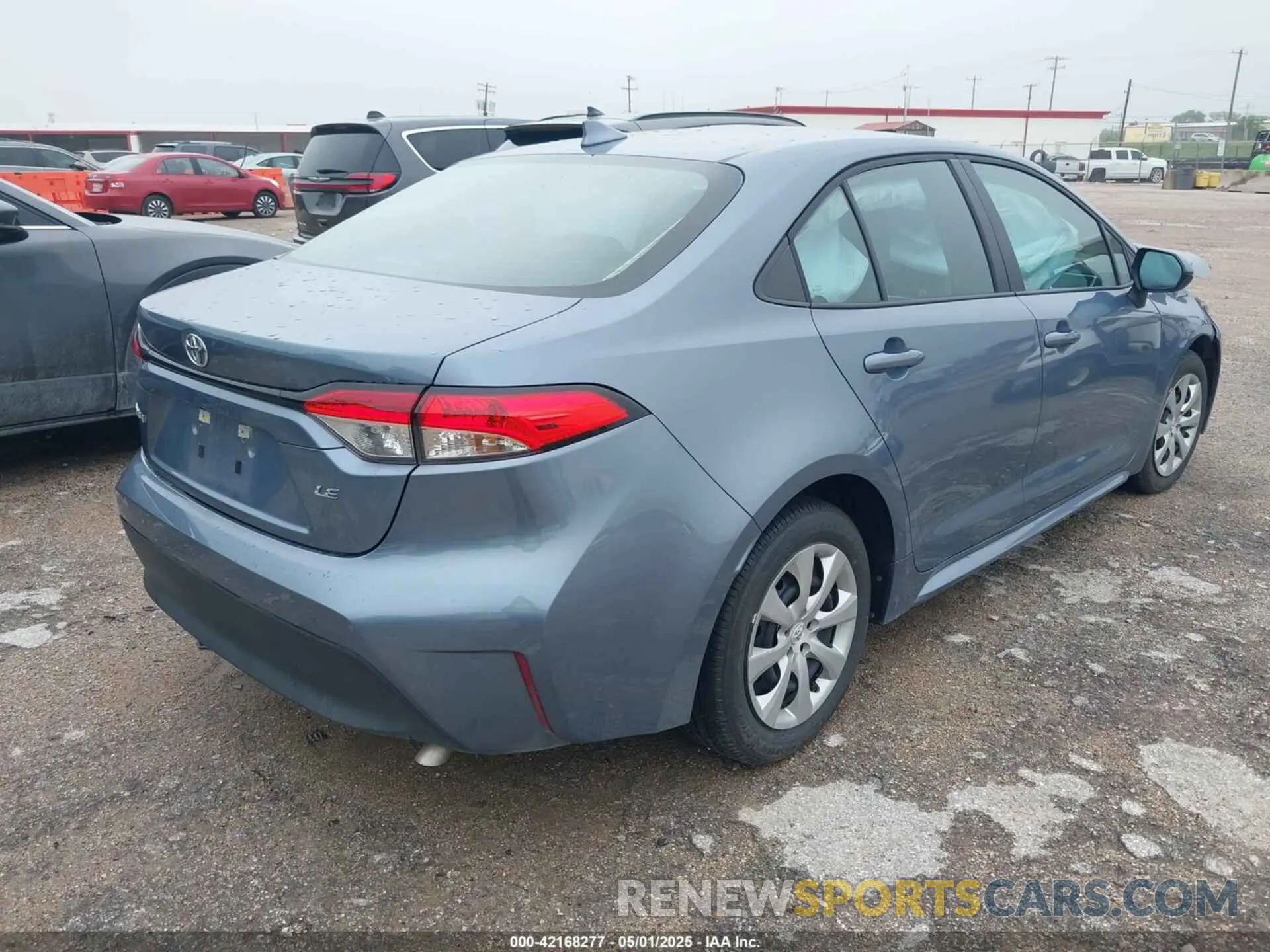 4 fotografías del automóvil dañado 5YFB4MDE2SP284881 TOYOTA COROLLA 2025